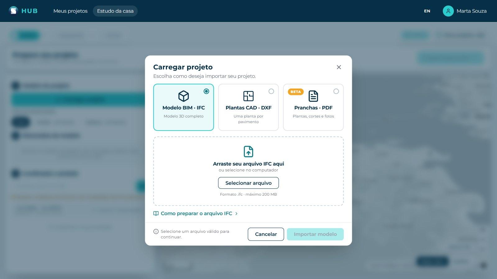 Começar: Em «Meus projetos», «+ Novo projeto» abre o estudo. Ele pergunta «Onde vai a casa?»: responda agora ou use «Pular por agora →» e defina depois. Depois, em «Modelo do projeto», clique «Carregar projeto».